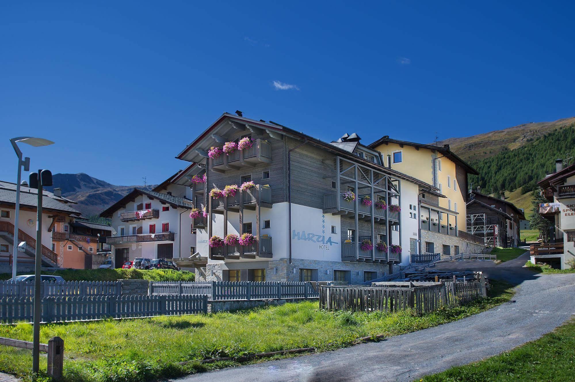 Hotel Marzia Livigno Exterior photo