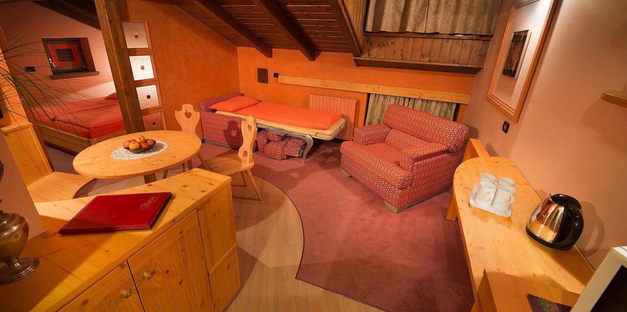 Hotel Marzia Livigno Exterior photo