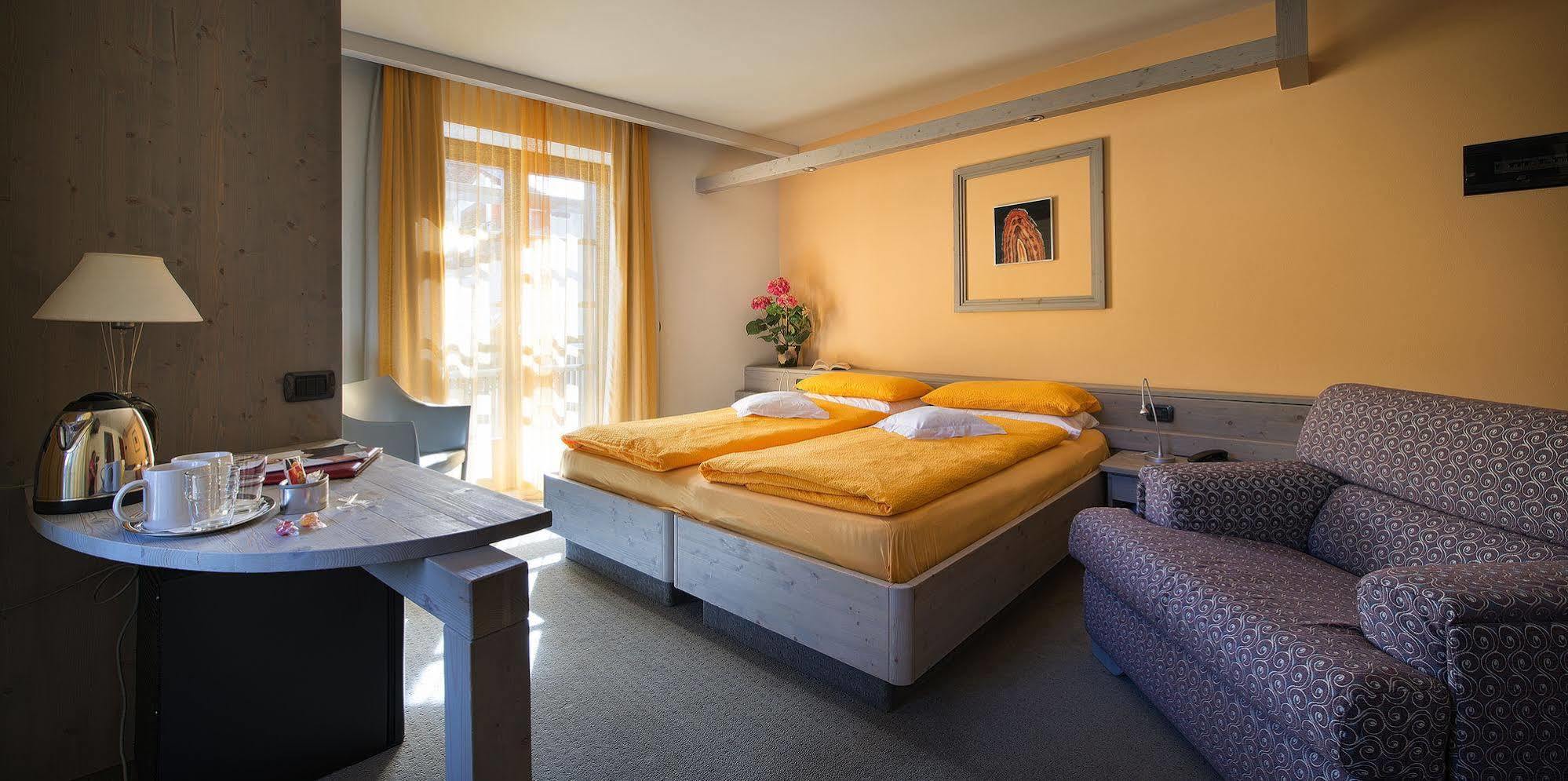 Hotel Marzia Livigno Exterior photo